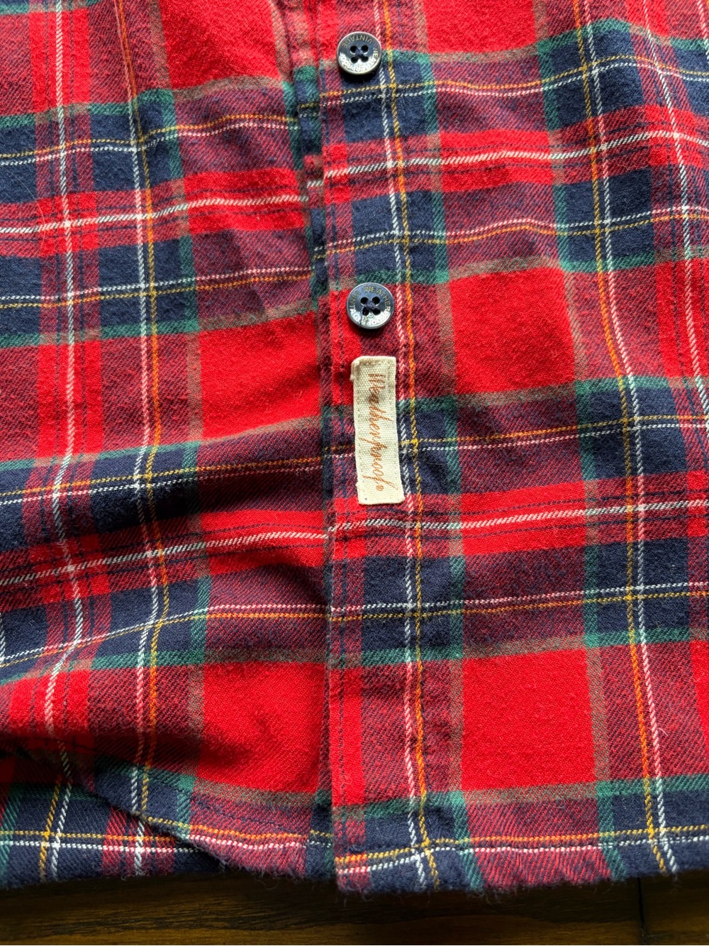 Original Weatherproof Women’s Red and Blue Plaid Button-Front Long Sleeve Shirt - Picture 3 of 8